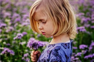 H ερώτηση που δεν πρέπει να κάνεις στα μικρά παιδιά όταν δεν συμπεριφέρονται σωστά - εικόνα 1