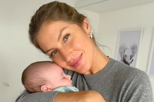 Ζιζέλ Μπούντχεν: Πώς καταφέρνει να έχει πάντα μαζί της τα τρία της παιδιά και τον σύζυγό της, Χοακίμ Βαλέντε; - εικόνα 3