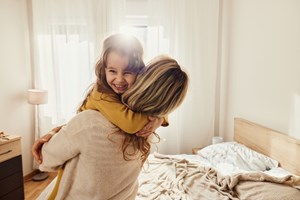 Το μυστικό για να πλένεις τις κουρτίνες στο πλυντήριο χωρίς να τσαλακώνονται - εικόνα 2