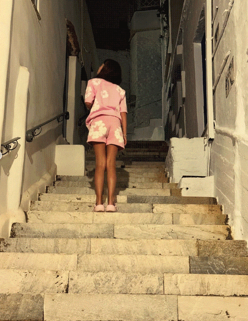 ΛΑΣΚΑΡΑΚΗ ΠΑΙΔΙ ΤΗΝΟΣ