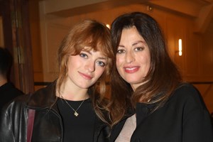 Γαία Μερκούρη: "Με τον ψυχολόγο, το κύριο θέμα συζήτησης είναι κάθε φορά η μαμά" - εικόνα 1