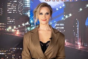 Λένα Δροσάκη: Στόλισε το πιο cute χριστουγεννιάτικο δέντρο με τον γιο της, Αναστάση - εικόνα 2