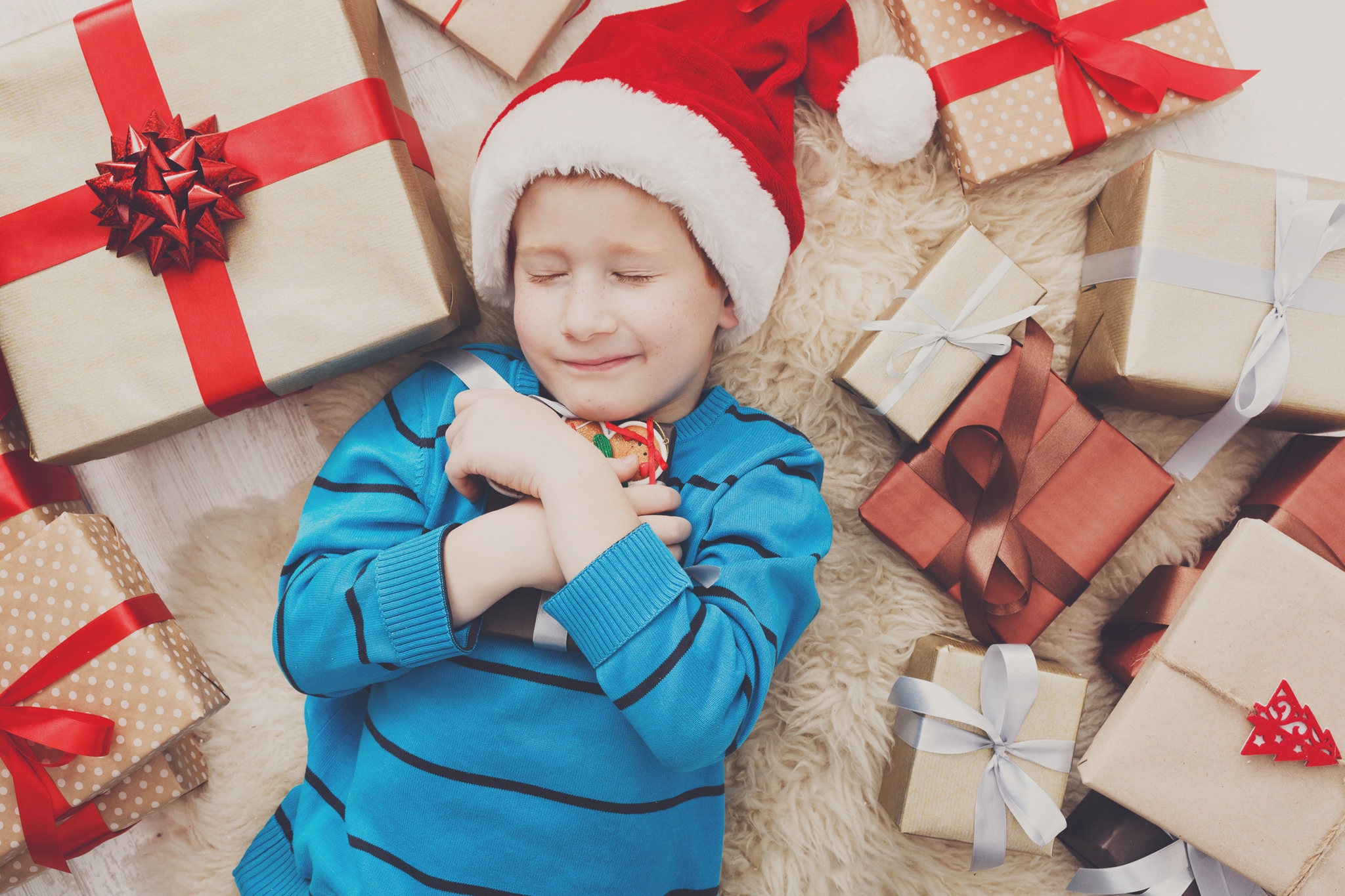 Το δώρο του Άγιου Βασίλη: Να το τυλίξουμε ή όχι και πώς θα ξεχωρίζει από τα υπόλοιπα; - εικόνα 2