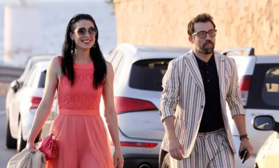 Το χαμόγελο της μαμάς: Η Ιωάννα Τριανταφυλλίδου καροτσάδα με τον 1,5 μηνών γιο της - εικόνα 2