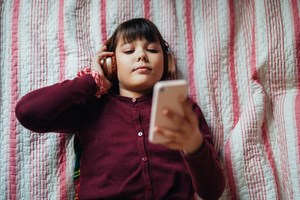 Μια μαμά ρώτησε το TikTok "Πώς προστατεύουμε τα αγόρια από τις μισογύνικες και ρατσιστικές απόψεις στο διαδίκτυο;" και οι λύσεις που της πρότειναν ήταν μόλις δύο! - εικόνα 2