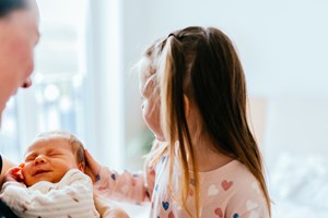 Οι πρώτοι ήχοι του μωρού: Tο βάβισμα είναι το κλειδί για τη σύνδεση μαζί του - εικόνα 1