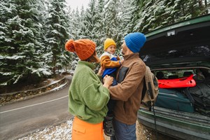 Ταξίδι με μωρό τα Χριστούγεννα: Ο απόλυτος οδηγός επιβίωσης για γονείς - εικόνα 1