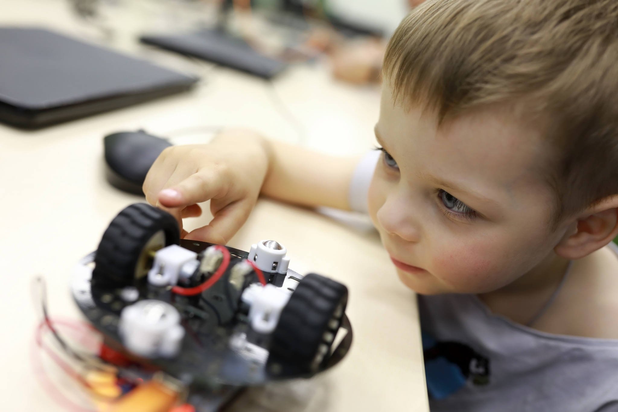 Βασίλης Καΐκας: Ο εκπαιδευτικός που έκανε το "σκρολάρισμα" των μαθητών ευκαιρία για μάθηση - εικόνα 3