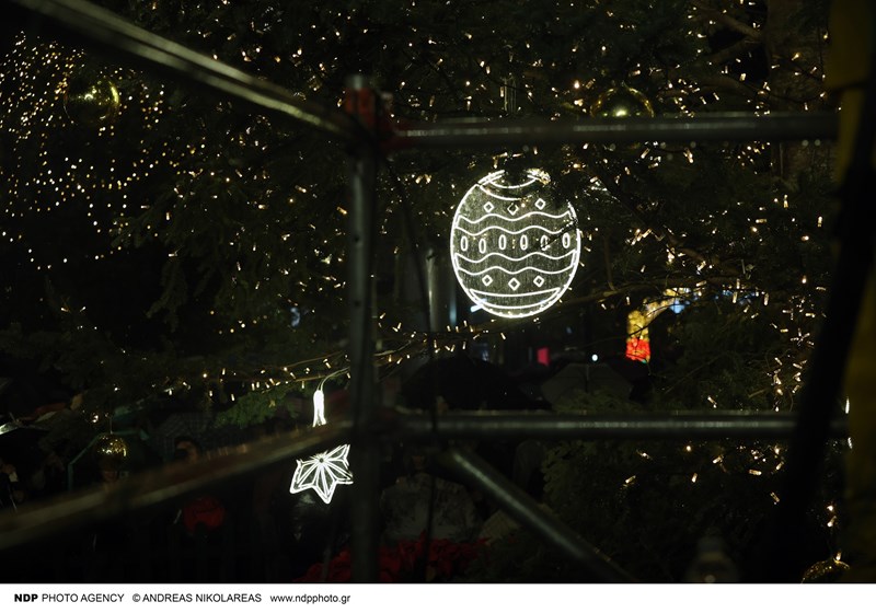 Φωταγωγηση δέντρου