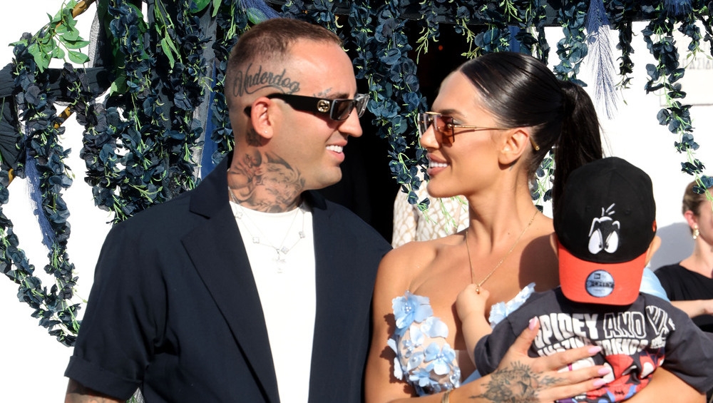 Έλενα Τσαγκρινού: "Ο άντρας μου γνωρίζει καλύτερα πώς να βάζει την πάνα από εμένα" - εικόνα 1