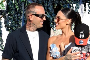 Έλενα Τσαγκρινού: "Ο άντρας μου γνωρίζει καλύτερα πώς να βάζει την πάνα από εμένα" - εικόνα 1