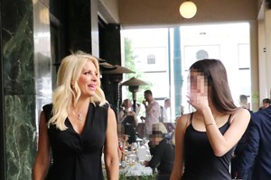 "Χρόνια πολλά, μαμά": Ο Άγγελος Λάτσιος σε μια συγκινητική φωτογραφία με την Ελένη Μενεγάκη - εικόνα 2