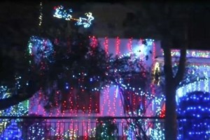 Ένα χριστουγεννιάτικο αντικείμενο των παιδικών μας χρόνων, σήμερα πωλείται σχεδόν 1.000 ευρώ - εικόνα 1