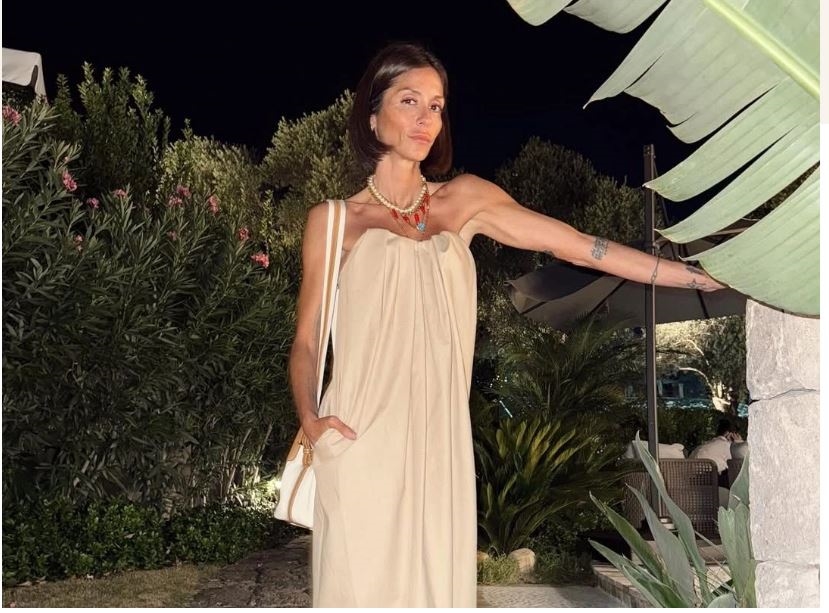 Η cool φωτογράφιση της Σοφίας Καρβέλα με τους γιους της την πρώτη μέρα του σχολείου - εικόνα 1