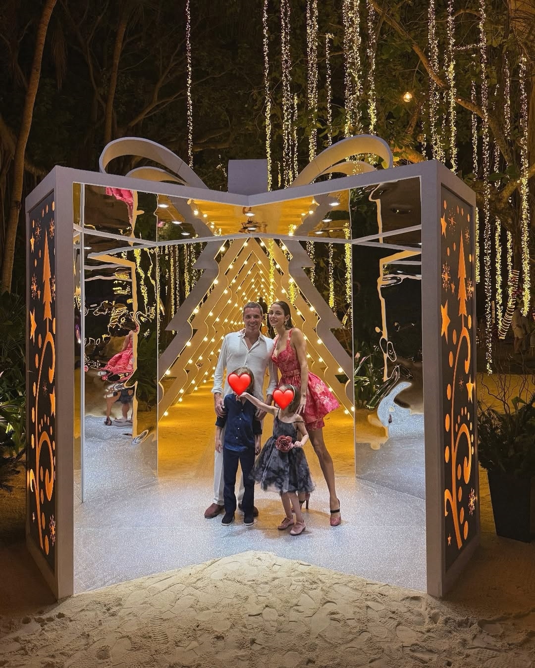 Book Club: Το αγαπημένο βιβλίο της κόρης της Χριστίνας Βραχάλη μετατρέπει την ώρα της ανάγνωσης σε παιχνίδι - εικόνα 2