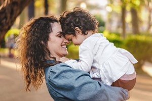 Οξύθυμοι γονείς: Τι μαθαίνει το παιδί μεγαλώνοντας σε ένταση - εικόνα 1