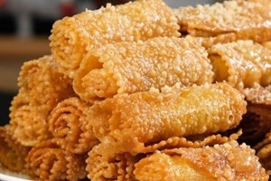 Χριστούγεννα με σοκολάτα: Σοκολατένιος κορμός με παντεσπάνι - εικόνα 1