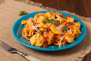 Μπουγάτσα με 3 υλικά: Eύκολο πρωινό σε λίγα λεπτά - εικόνα 2