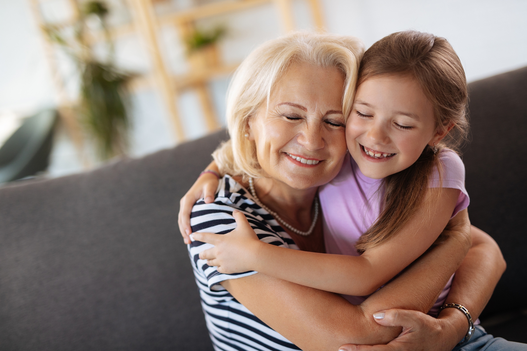 Οι παππούδες από την πλευρά του μπαμπά: Γιατί η πλευρά του πατέρα στην οικογένεια τείνει να μένει στο περιθώριο - εικόνα 1