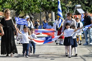 "Ο δάσκαλος δεν διδάσκει με το περίβλημα": H απάντηση στον Μητροπολίτη Δωδώνης μετά τη δημόσια επίπληξη σε εκπαιδευτικό - εικόνα 2