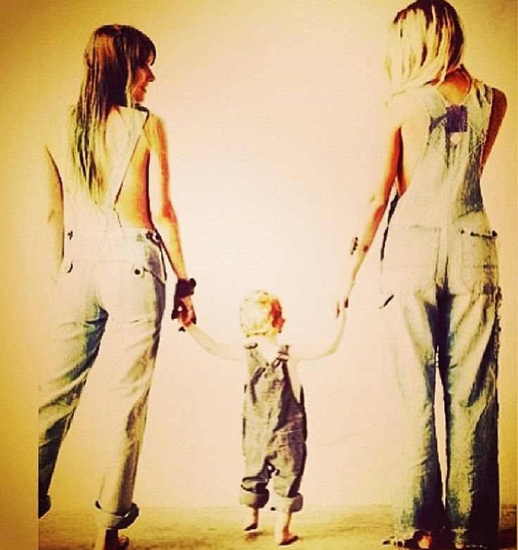 "Μερικές φορές δυο μαμάδες είναι καλύτερα από μία"