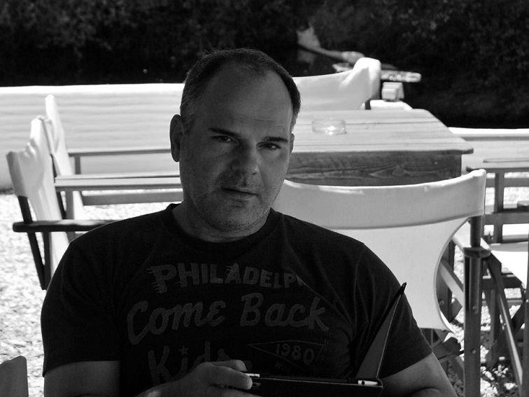 Ο Γιώργος Πανόπουλος απαντά σε 15 ερωτήσεις για μεγάλα παιδιά