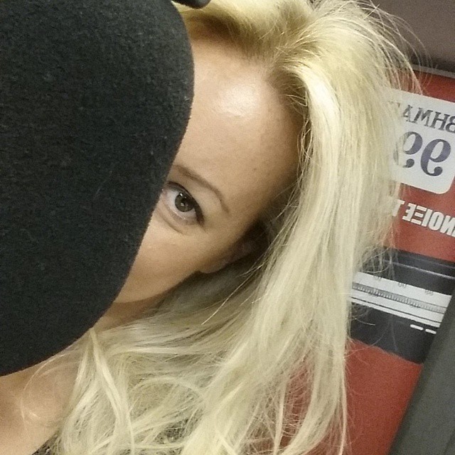 Η Αφροδίτη Γραμμέλη απαντά σε 15 ερωτήσεις για μεγάλα παιδιά