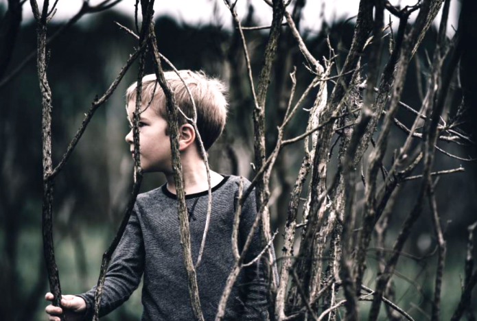 Καλύτερα να χωρίζετε παρά να το παίζετε αγαπημένοι - τα παιδιά καταλαβαίνουν