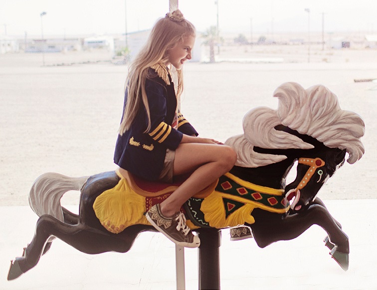 Το ηθικό θάρρος της μητρότητας - να δεις το παιδί σου σαν "ξένο"