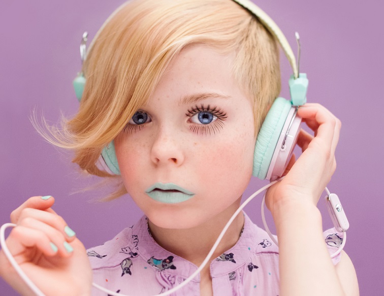 Κοριτσομάνες - ανατρέφοντας κόρες με την πεποίθηση ότι "σέρνουν καράβι"