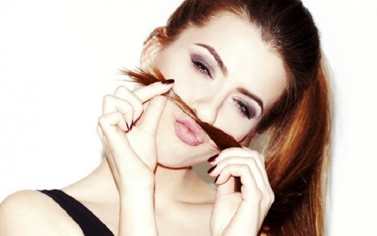 Ωραίο μουστάκι μαμά