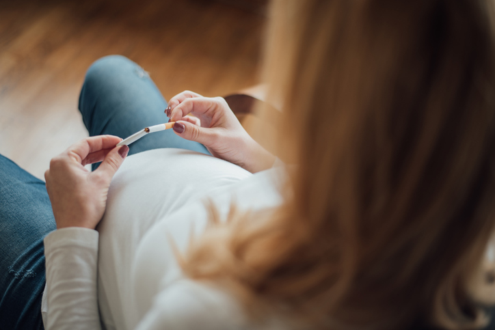 "Παιδί πάτε να κάνετε και εσείς σκέφτεστε το κάπνισμα;"