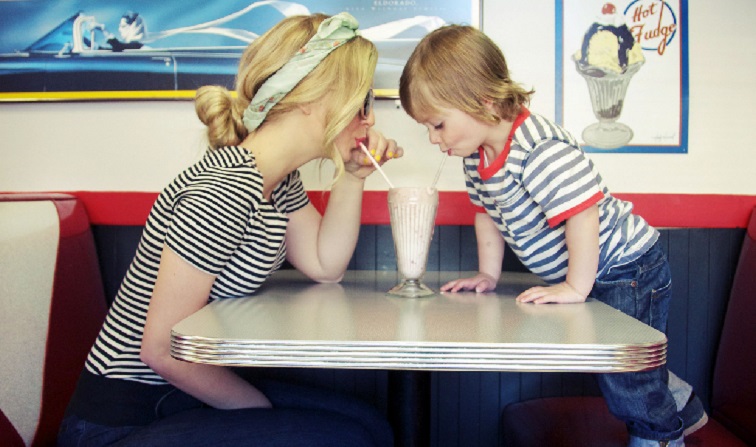 Ο δεκάλογος της καλής θείας