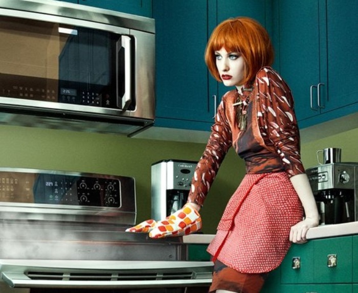 "Δούλα με έχετε κάνει εδώ μέσα" - όχι, μόνη σου έγινες