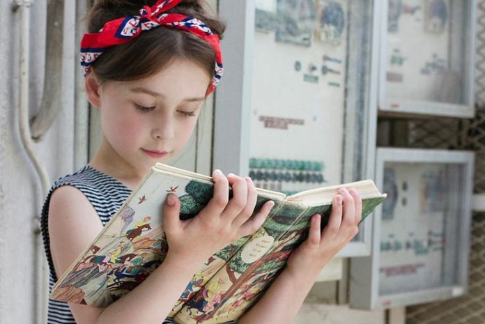 Εκπαιδευτικός είναι αυτός που όταν τον ρωτούν "έχεις παιδιά;", απαντά "εκατοντάδες"