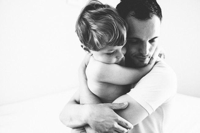 Δε γίνεται ο άντρας να αγαπήσει το παιδί του, αν δεν αγαπάει πρώτα τη γυναίκα που το έφερε στον κόσμο