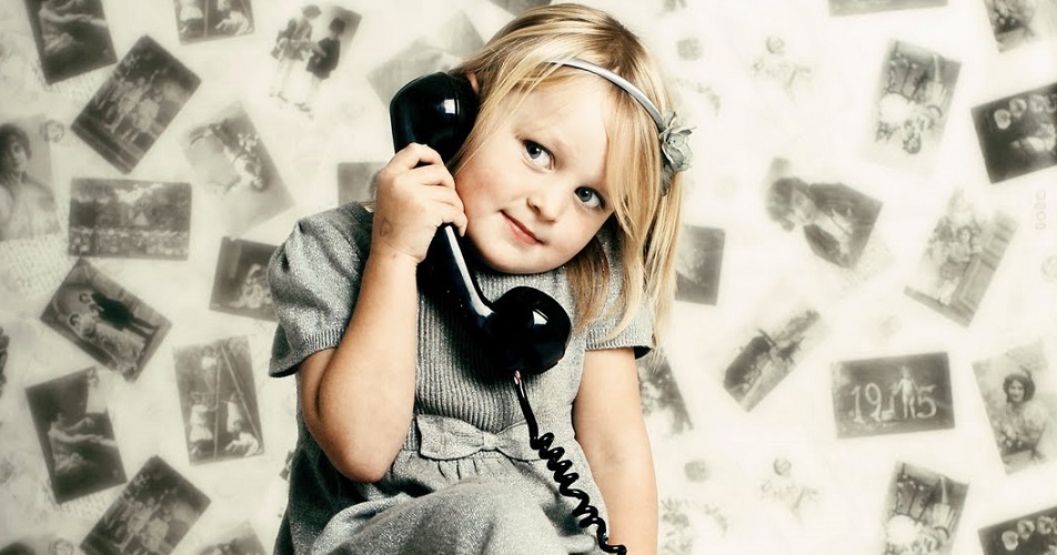 Ένα τηλεφώνημα με τη μαμά, είναι εξίσου θεραπευτικό με την αγκαλιά της