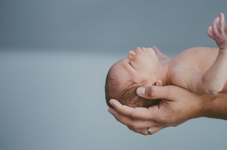 Πρόωρο μωρό: Τί θα πει, να βλέπεις το μωρό σου για 56 μέρες μέσα από ένα τζάμι