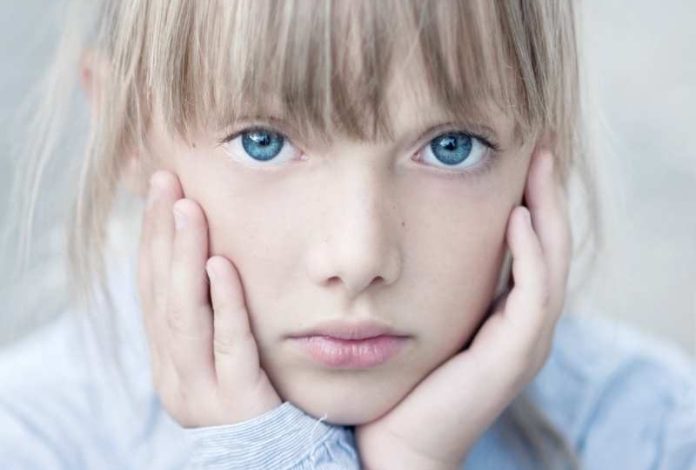 Το βαρύτερο φορτίο για ένα παιδί είναι η ζωή που δεν έζησαν οι γονείς του