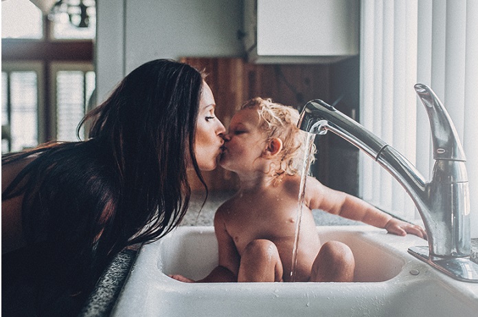 Η μάνα είναι σαν το αλάτι, η απουσία της κάνει τα πάντα άγευστα