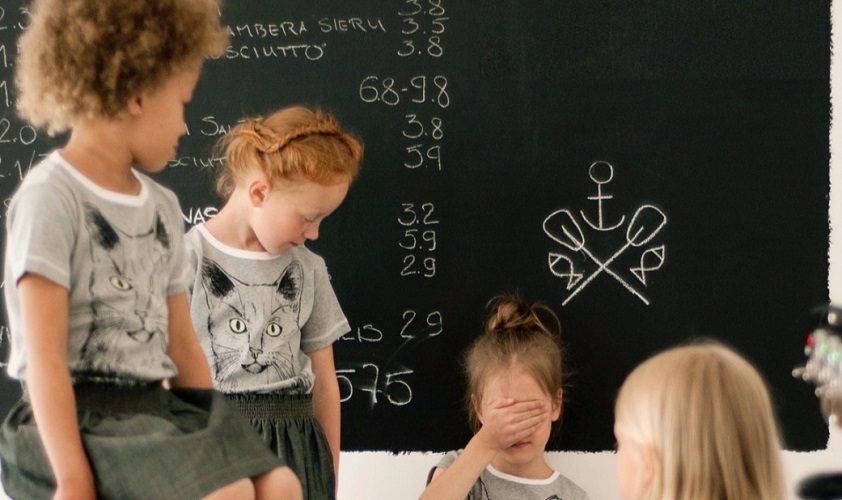 «Δεν υπάρχουν παιδιά που δεν παίρνουν τα γράμματα, αλλά χαζά εκπαιδευτικά συστήματα»