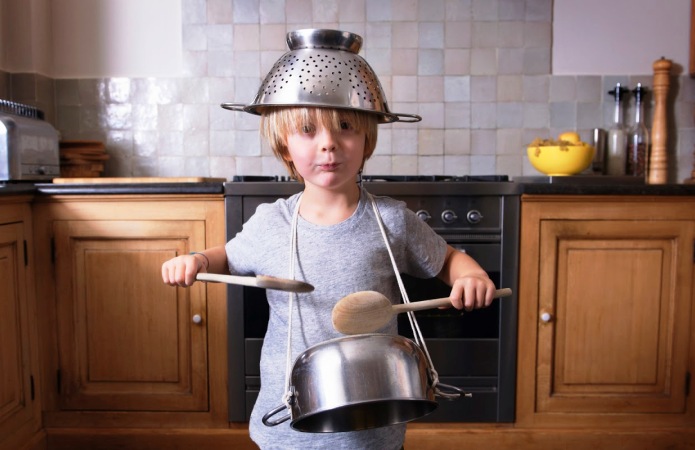 Αγαπημένε μου σύζυγε μη μου λες "εσύ πού ήσουν όταν έπεσε το παιδί;"