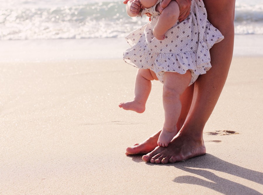 5 πράγματα που πρέπει να έχεις στην καλοκαιρινή τσάντα της βόλτας - εκτός από υπομονή