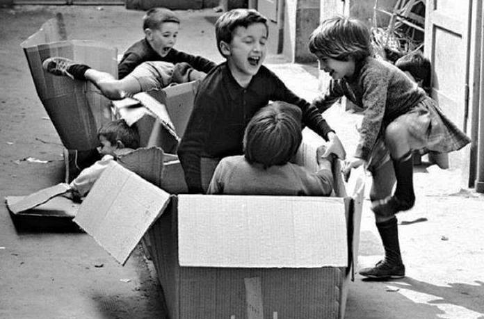 Τότε που δεν είχαμε internet, αλλά παίζαμε στους δρόμους και τις πλατείες