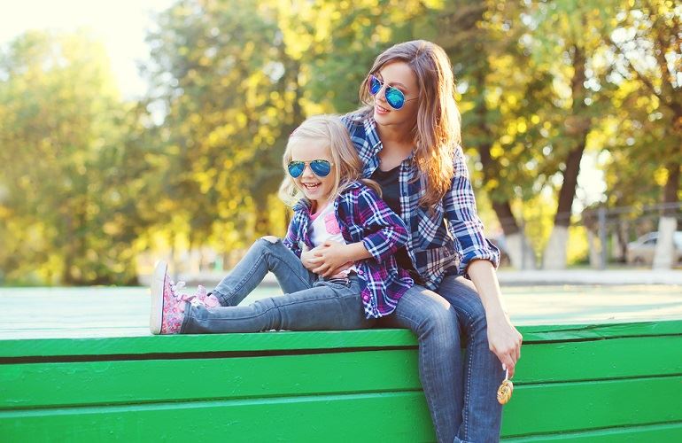 Μετά την εγκυμοσύνη - μπες ξανά στο αγαπημένο σου τζιν εύκολα και γρήγορα