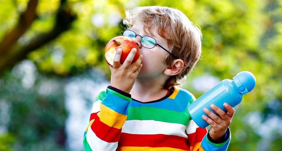 Πώς η σωστή διατροφή βοηθά την απόδοση του παιδιού στο σχολείο