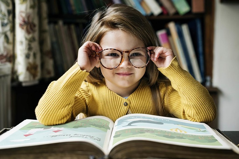 Ελληνική Αγωγή - Παιδικά τμήματα για παιδιά 4-12 ετών