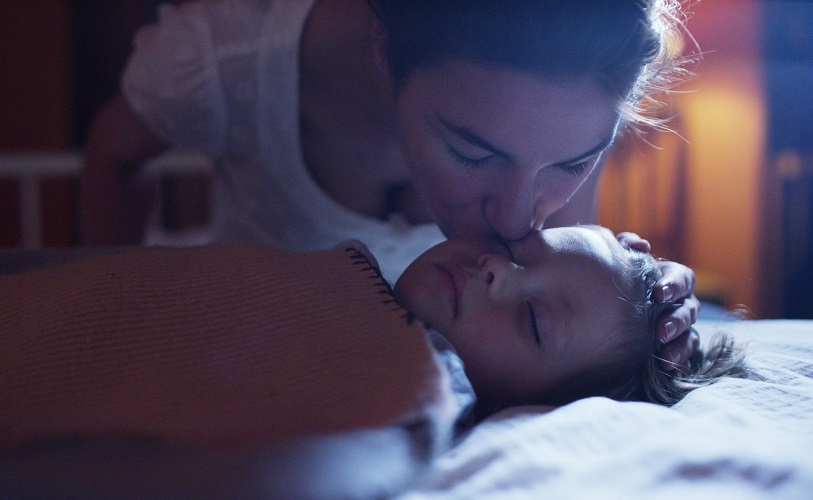 5 όμορφα πράγματα που μπορείς να πεις στο παιδί σου πριν κοιμηθεί