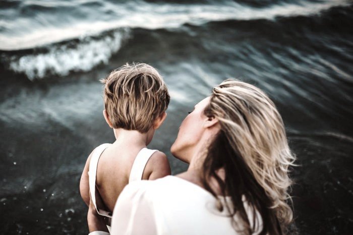 Μεγαλώνεις όταν πρέπει να προσέξεις έναν άλλον άνθρωπο