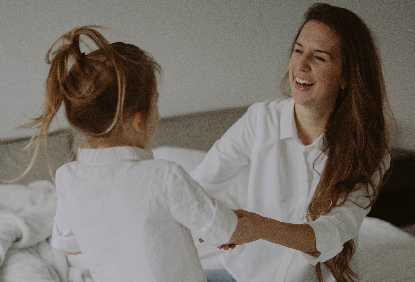 Τα παιδιά νιώθουν την αγάπη μας όταν είμαστε προσηλωμένοι σε αυτά. Ακόμη και για 15 λεπτά